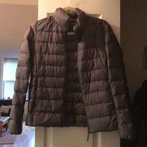 Uni qlo ultra light down jacket